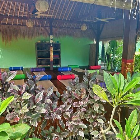 レンボンガン島 ザ シーマン ガーデン ハッツ Bed & Breakfast エクステリア 写真